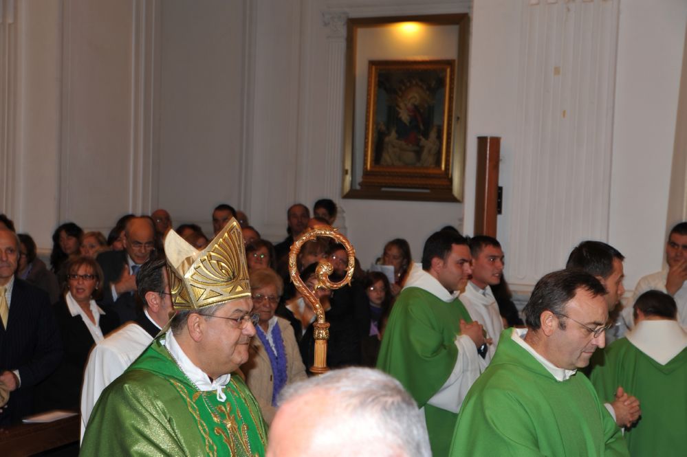 possesso-canonico-don-doriano-12-11-2011 (18)